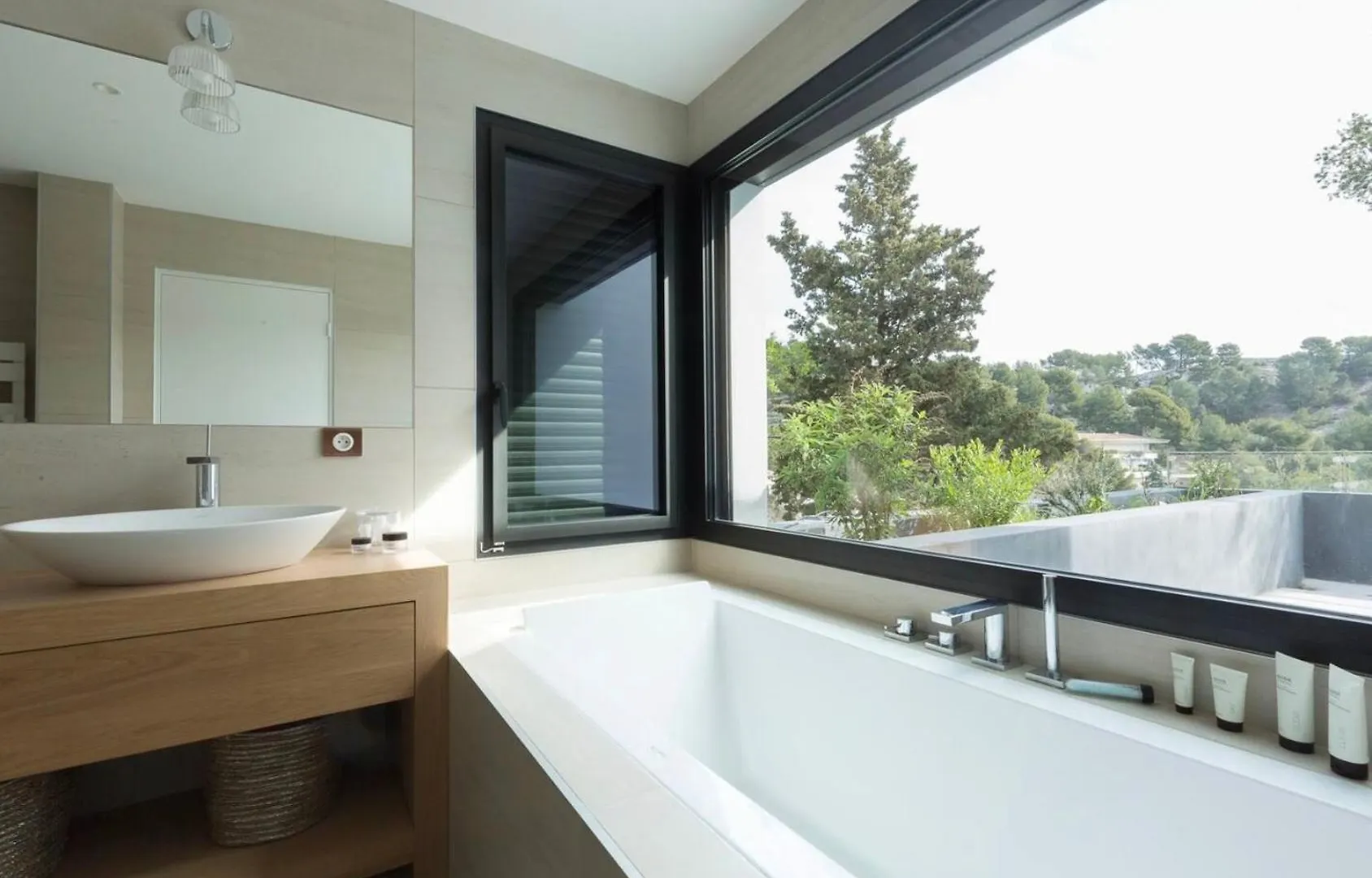 Magnifique Villa D'Architecte & Piscine A Debordement Marseille 0*,
