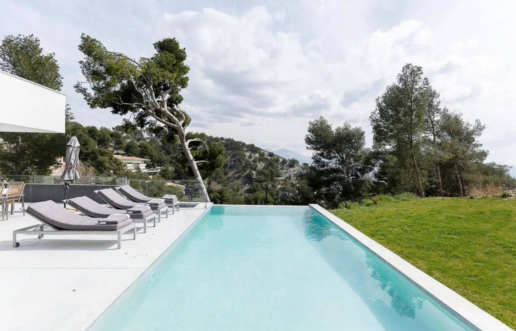 Magnifique Villa D'Architecte & Piscine A Debordement Marseille